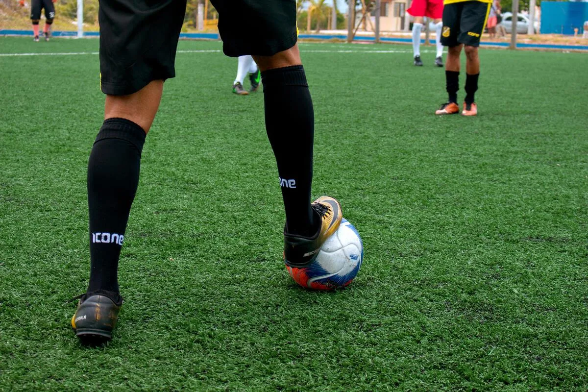 篮球巨星王治郅的职业生涯与中国篮球辉煌历程全解析
